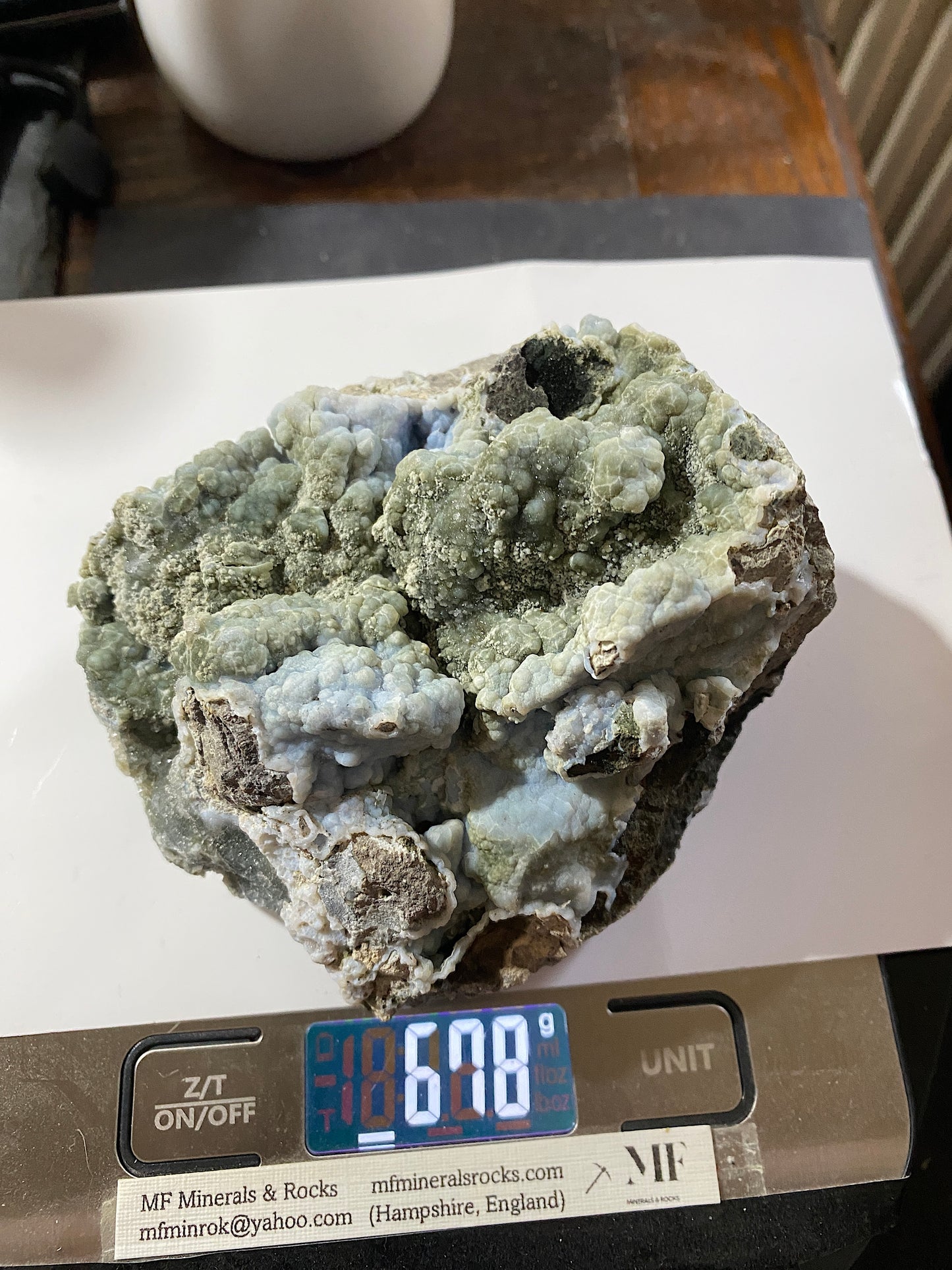 BOTRYOIDAL CHALCEDONY : NUNS PASS, CARSAIG, ISLE OF MULL, SCOTLAND 678g MF4815