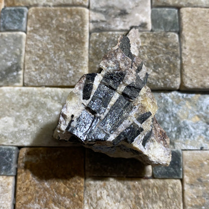 ACMITE WITH CANCRINITE - FEN COMPLEX, NOME, TELEMARK, NORWAY  39g MF9877