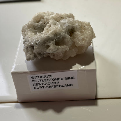 WITHERITE : SETTLESTONES MINE, NEWBROUGH, NORTHUMBERLAND  60g MF5420