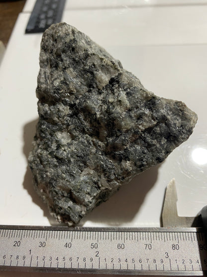 GABBRO : SITHEAN MOR, ARDNAMURCHAN, HIGHLAND, SCOTLAND 240g MF4816