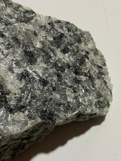 GABBRO : SITHEAN MOR, ARDNAMURCHAN, HIGHLAND, SCOTLAND 240g MF4816