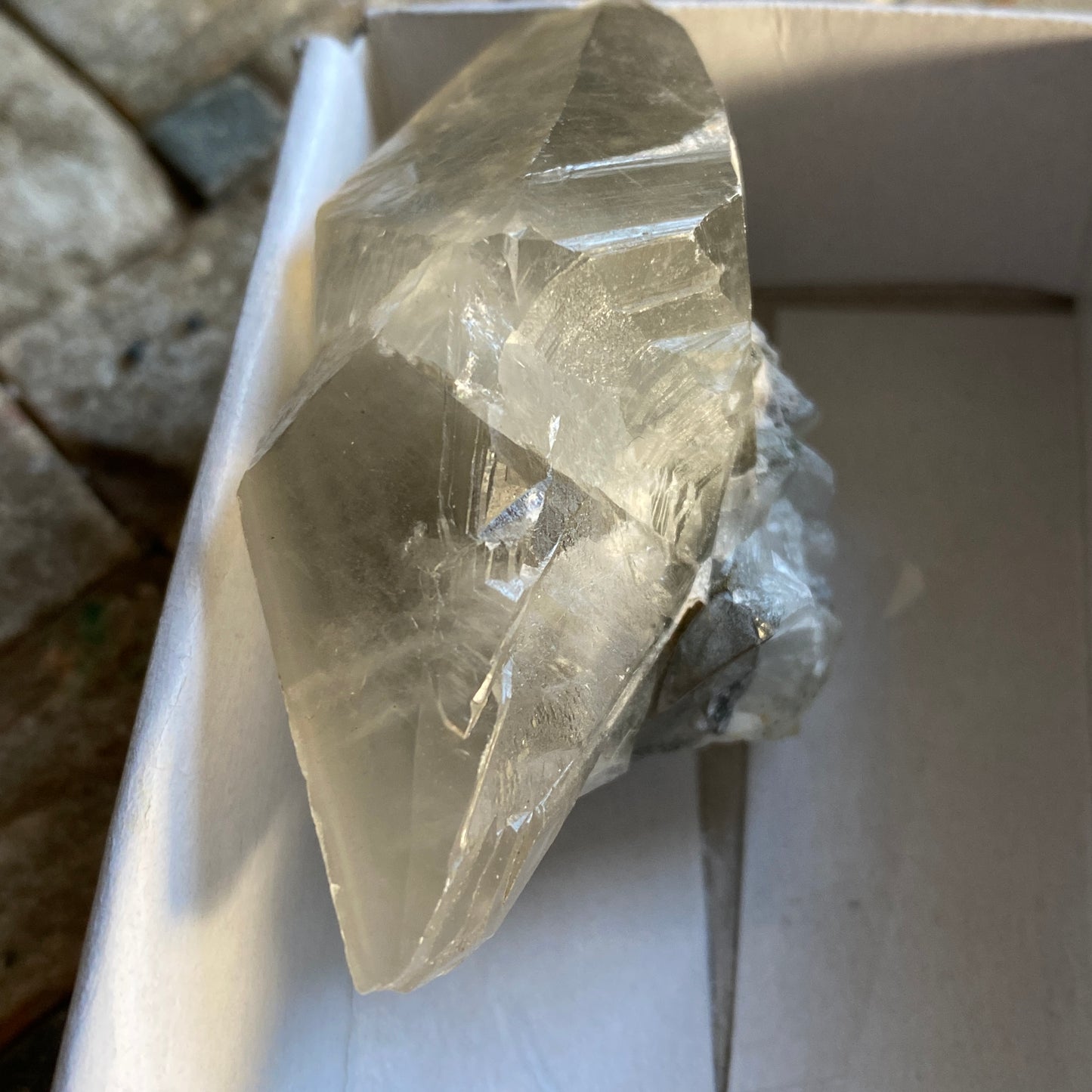 CALCITE TWINNED SCALENOHEDRONS, TAFFS WELL QUARRY, WALES, U.K.