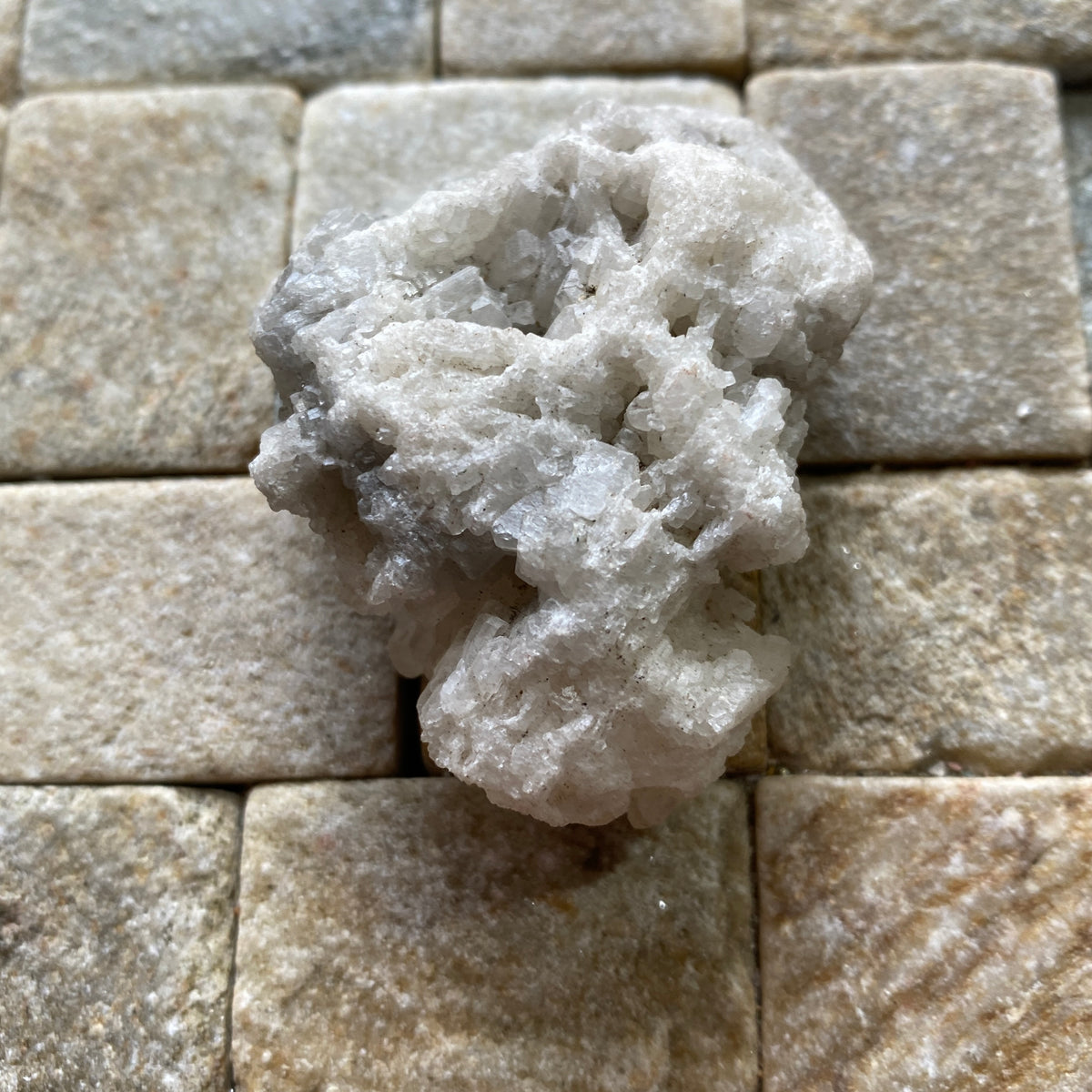 WITHERITE : SETTLESTONES MINE, NEWBROUGH, NORTHUMBERLAND  60g MF5420