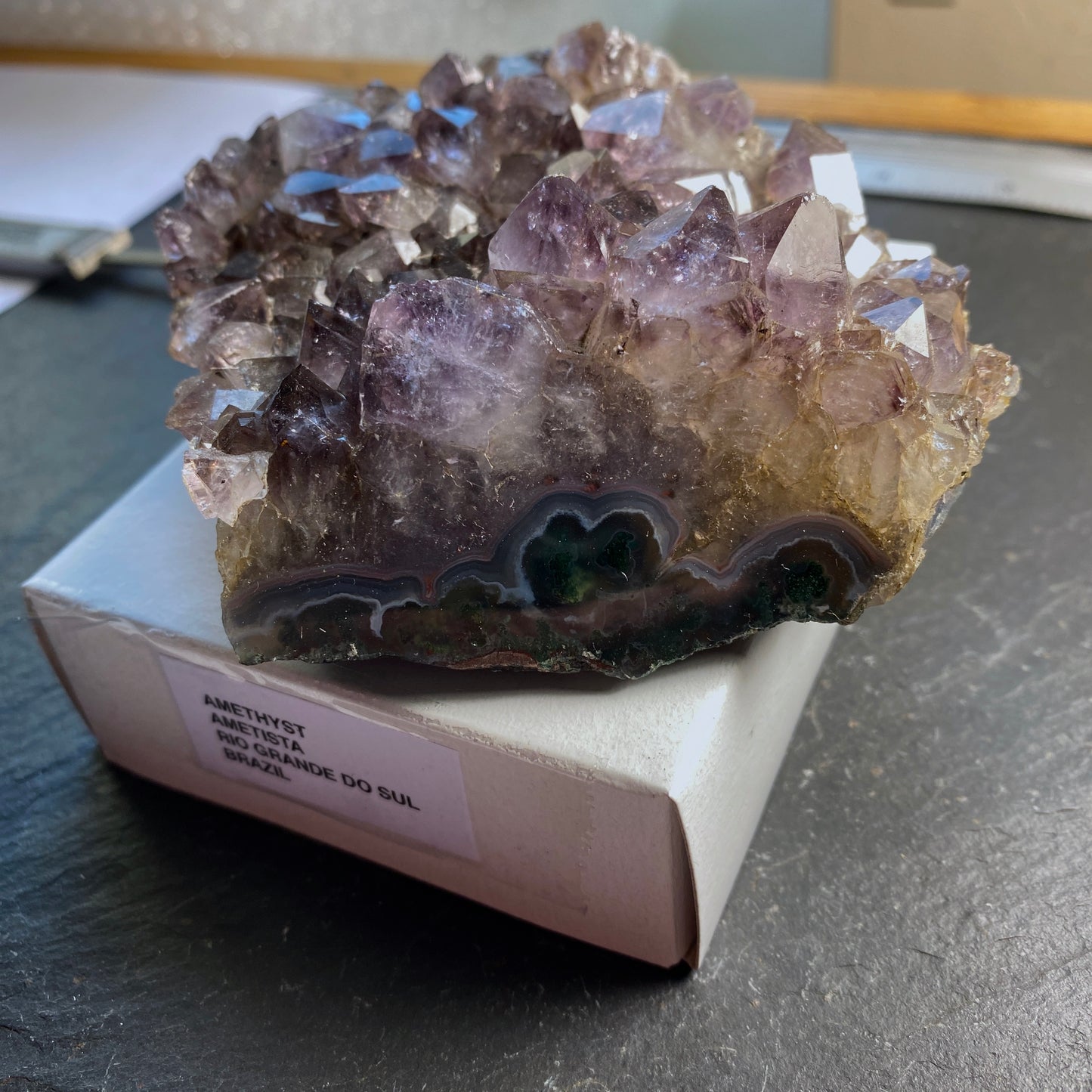 AMETHYST QUARTZ CRYSTAL ASSEMBLAGE.  AMETISTA, BRAZIL 343g MF1516