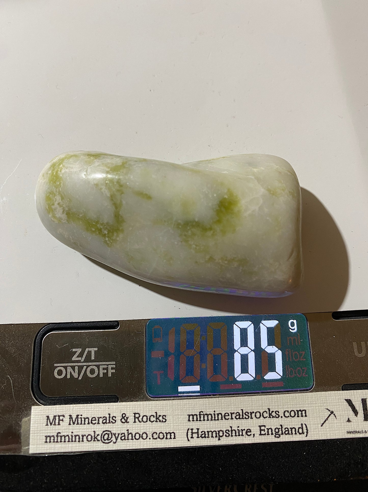 IONA MARBLE [POLISHED] : THE MARBLE QUARRY, ISLE OF IONA, SCOTLAND. 85g MF4817