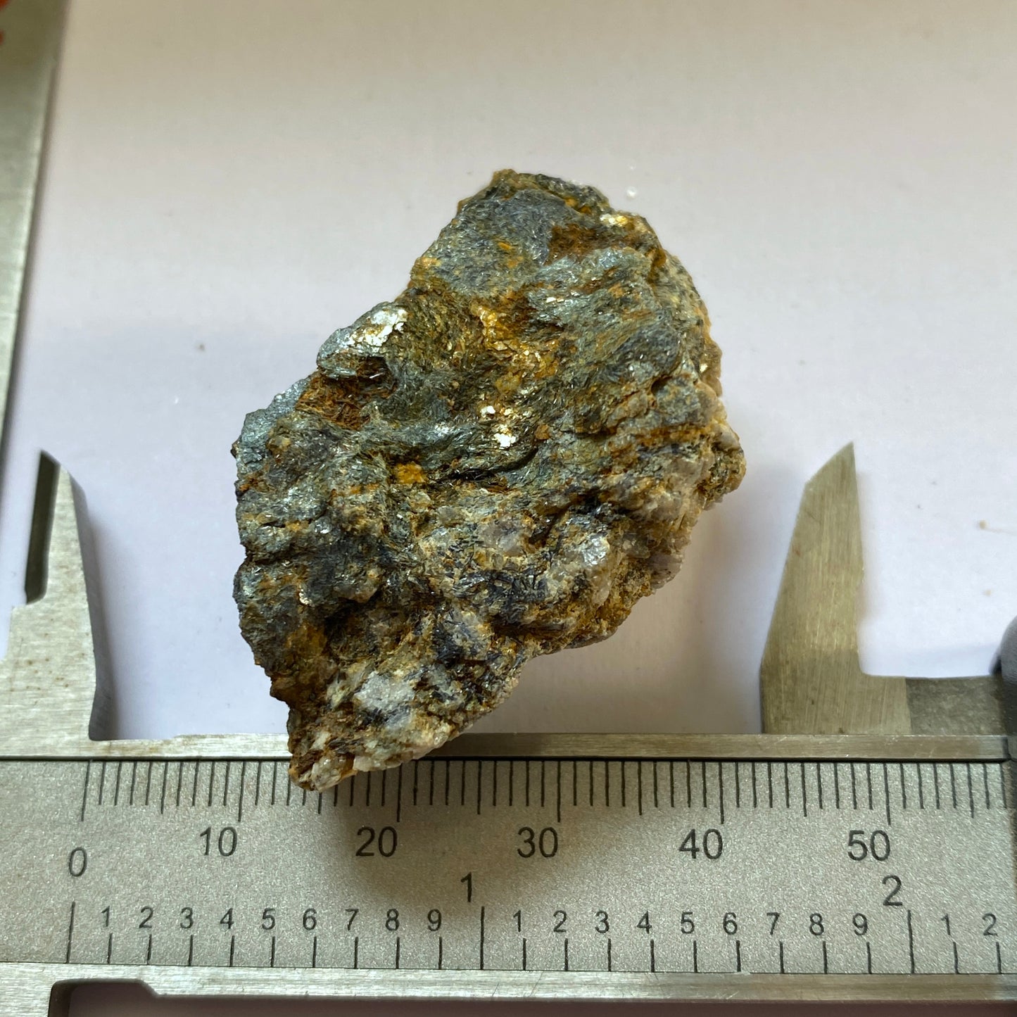 LAWSONITE ON MATRIX - OLD REED RANCH, MARIN COUNTY, CALIFORNIA, U.S.A. 26g MF1985