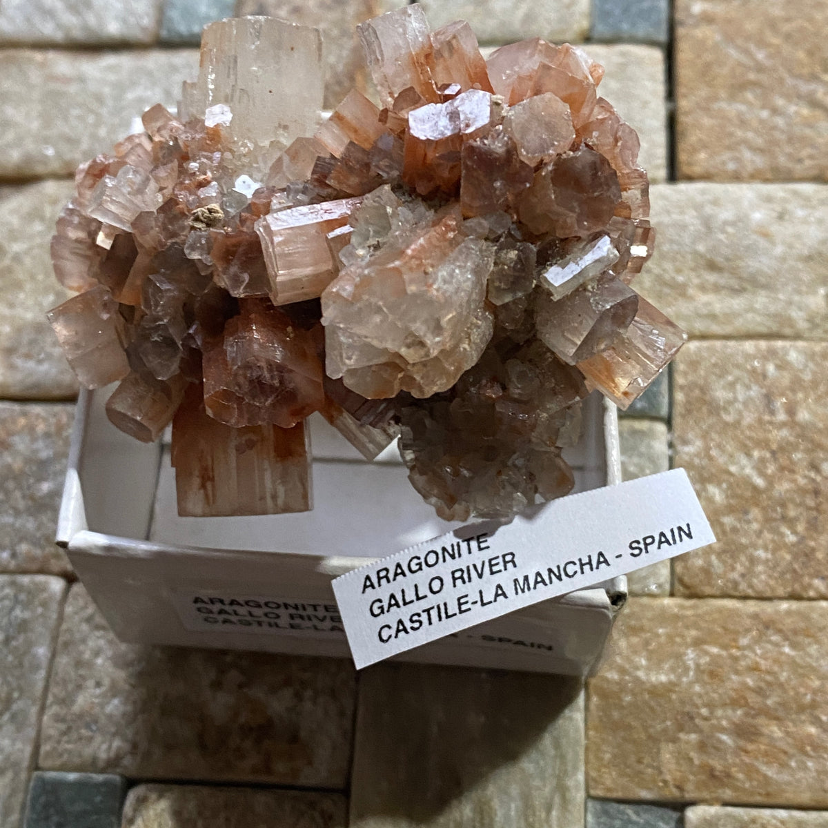 ARAGONITE :GALLO RIVER,  CASTILE-LA MANCHA, SPAIN. 87g. MF5422