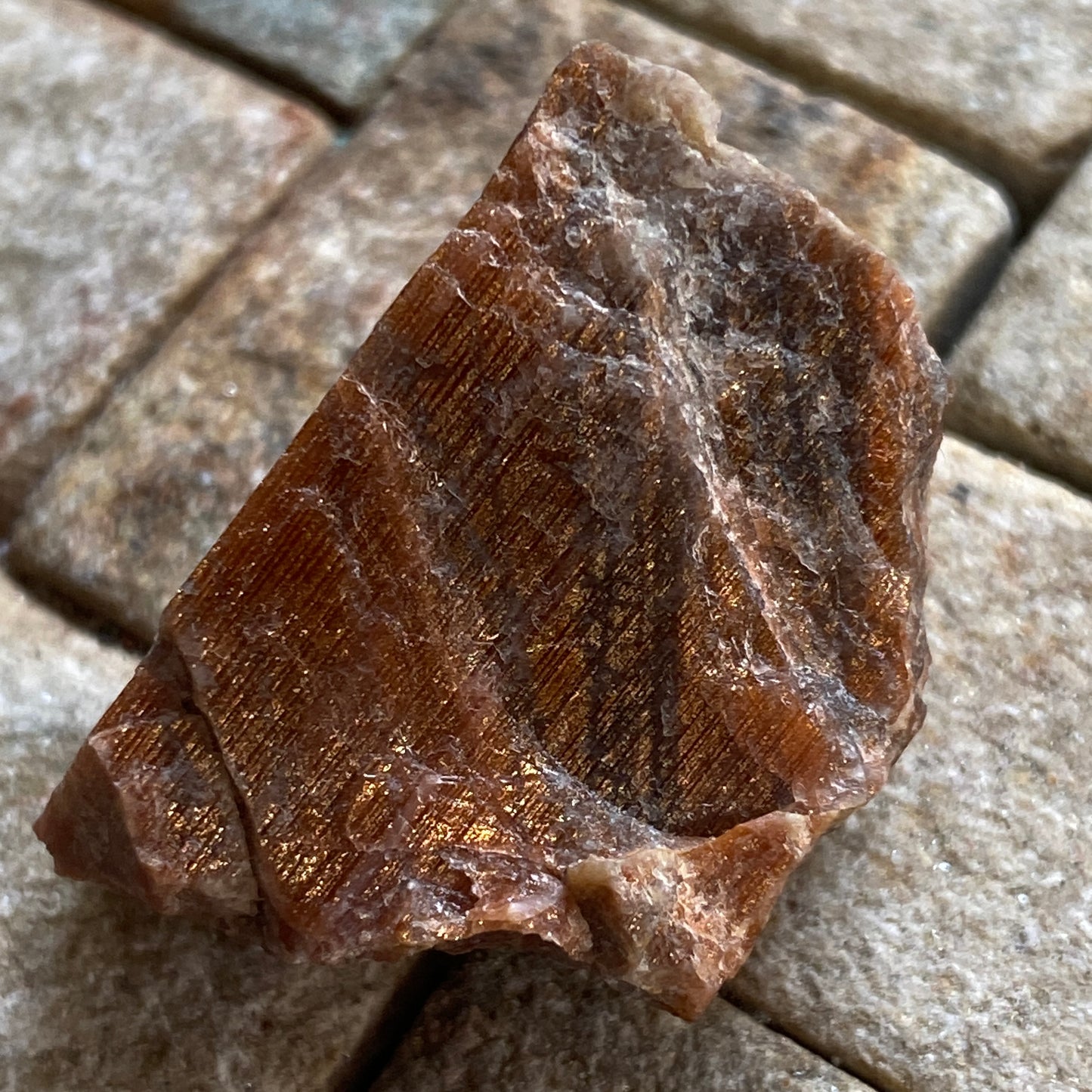 OLIGOCLASE FELDSPAR [SUNSTONE]  - OSTERADALEN, NORWAY. 25g MF1978