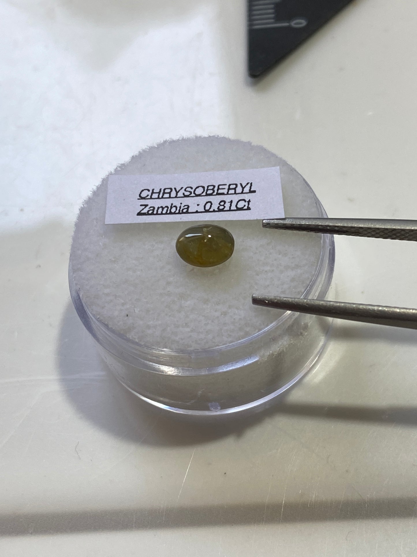 CHRYSOBERYL GEMSTONE : KALANGA HILL, MUYOMBE, ZAMBIA  0.81Ct MFG4800