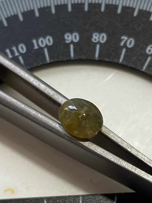 CHRYSOBERYL GEMSTONE : KALANGA HILL, MUYOMBE, ZAMBIA  0.81Ct MFG4800