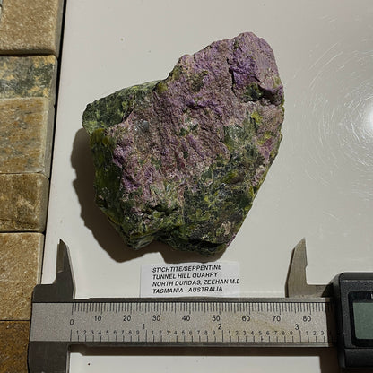 STICHTITE/SERPENTINE : TUNNEL HILL QRY, DUNDAS, TASMANIA, AUSTRALIA. 143g MF4527