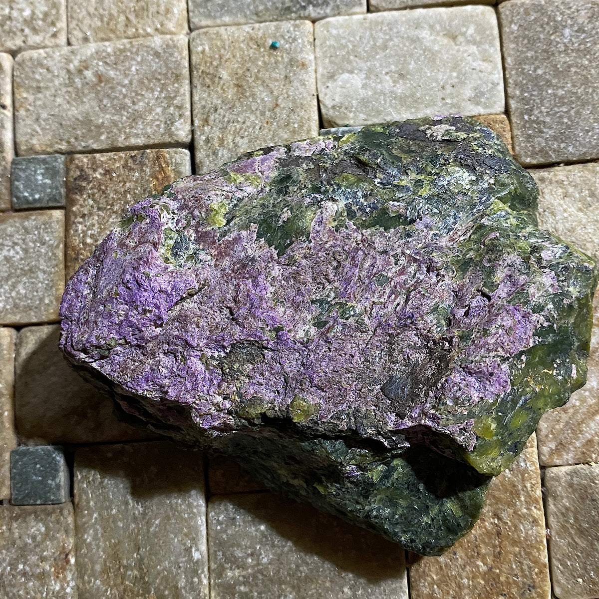 STICHTITE/SERPENTINE : TUNNEL HILL QRY, DUNDAS, TASMANIA, AUSTRALIA. 143g MF4527