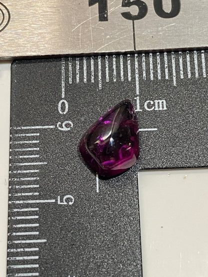 RHODOLITE GARNET GEMSTONE : TRAT PROVINCE, THAILAND  3.06Ct MFG4803