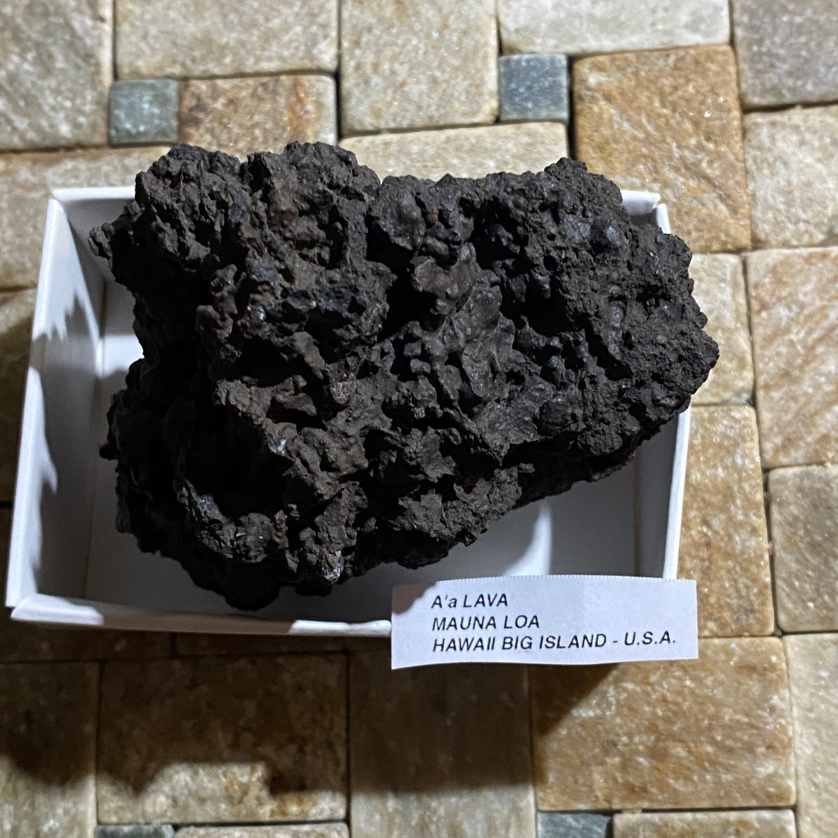 A'a LAVA FROM MAUNA LOA, THE BIG ISLAND, HAWAII,  183g MF5428