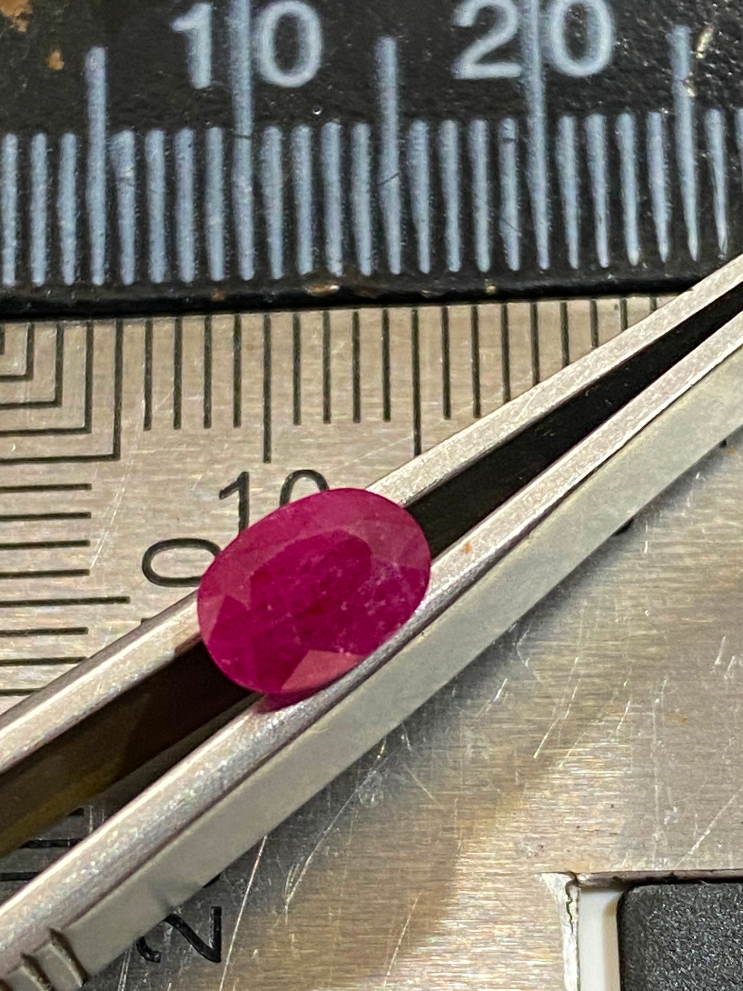 RUBY CORUNDUM GEMSTONE : JOHN SAUL MINE, TSAVO, KENYA  1.09Ct MFG4804