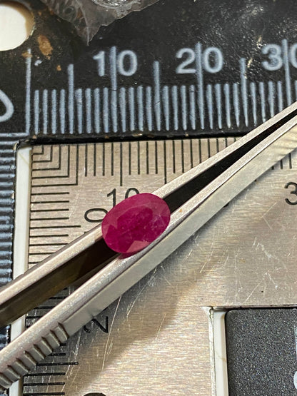 RUBY CORUNDUM GEMSTONE : JOHN SAUL MINE, TSAVO, KENYA  1.09Ct MFG4804