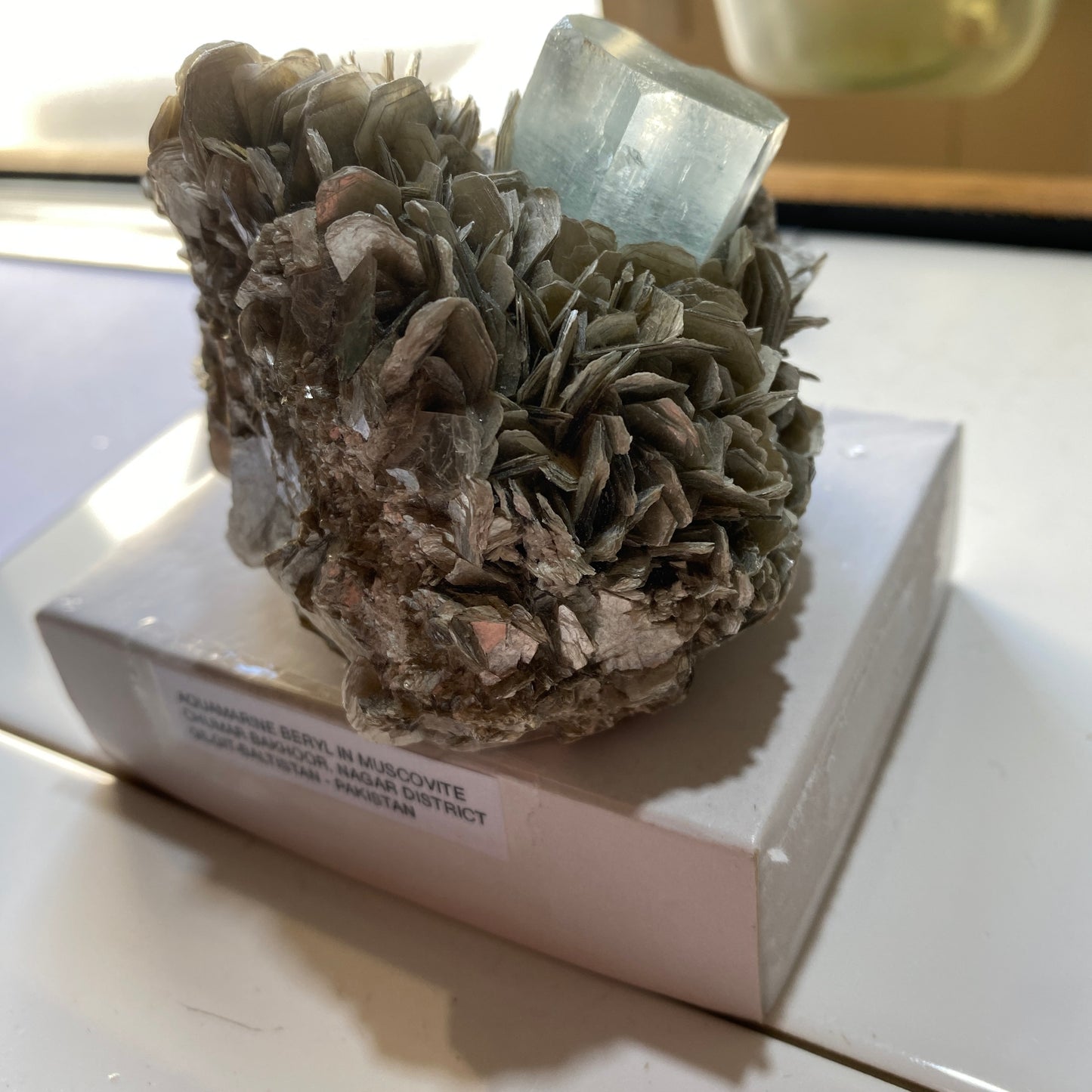 AQUAMARINE BERYL IN MUSCOVITE - CHUMAR BAKHOOR, NAGAR, GILGIT-BALTISTAN- PAKISTAN 487g MF9635