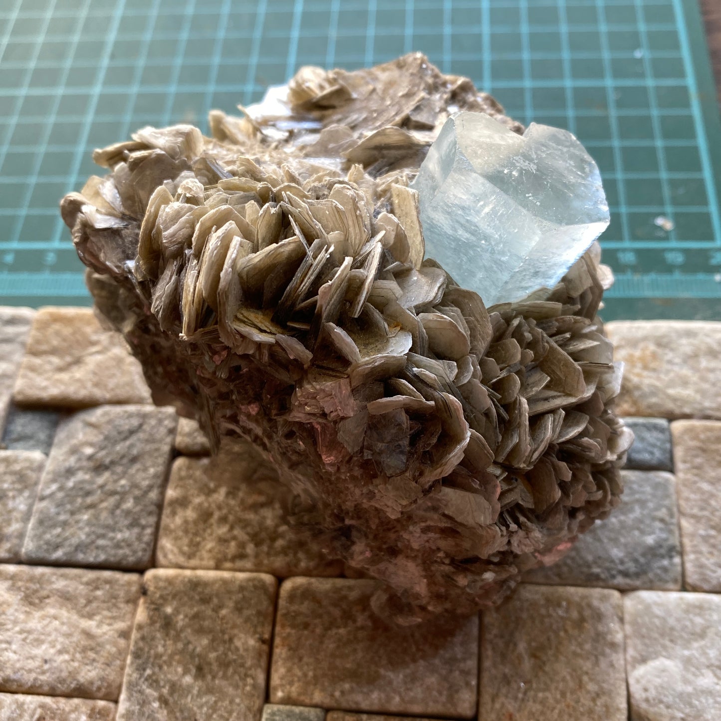 AQUAMARINE BERYL IN MUSCOVITE - CHUMAR BAKHOOR, NAGAR, GILGIT-BALTISTAN- PAKISTAN 487g MF9635