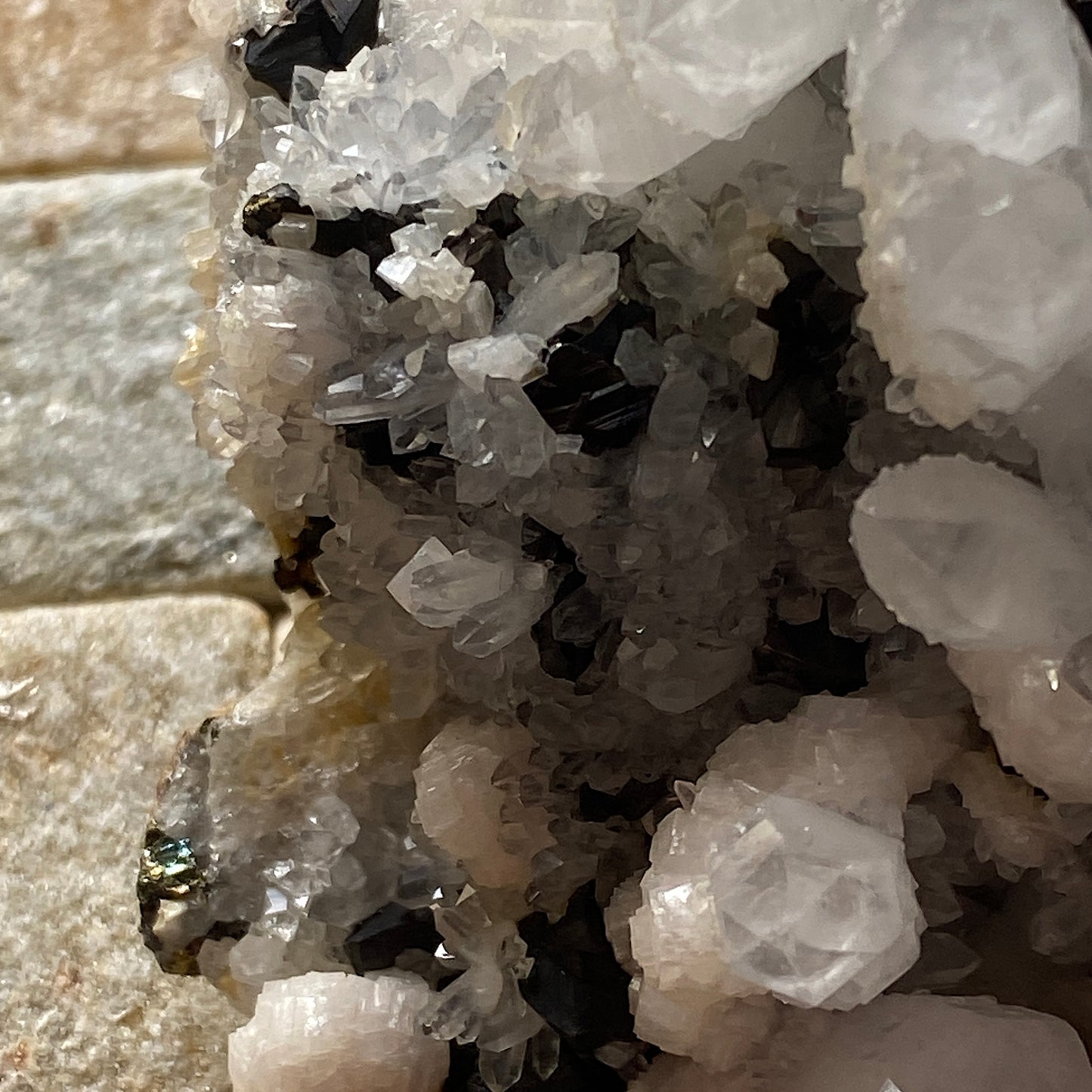 QUARTZ WITH CHALCOPYRITE WITH TRACES OF CALCITE  FROM ANDRASSY 1 MINE, RUDABANYA, HUNGARY 177g MF9685
