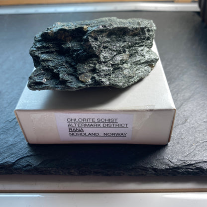 CHLORITE SCHIST WITH MAGNESITE ETC, ALTERMARK, NORWAY. 154g MF1522