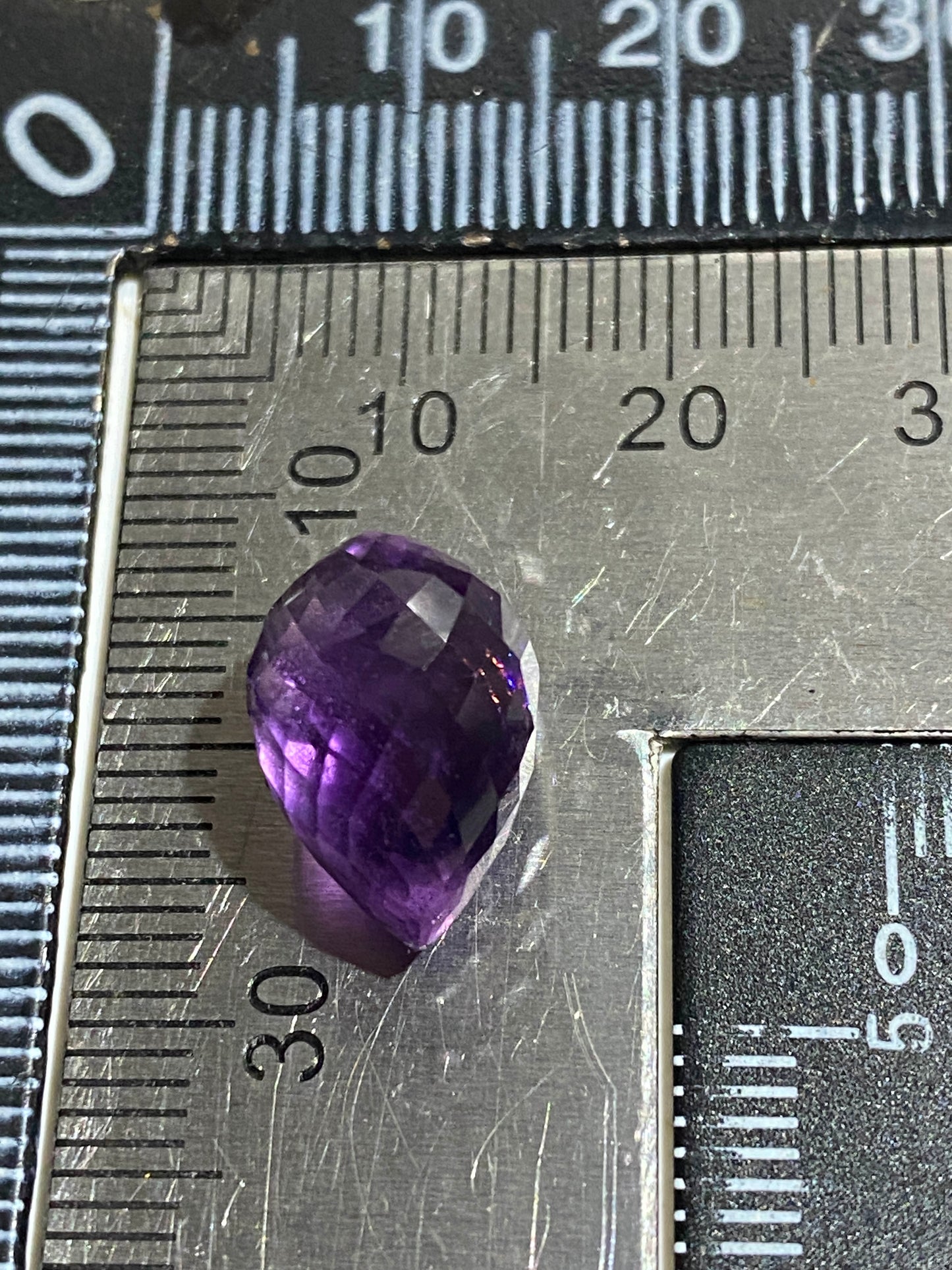 AMETHYST QUARTZ NATURAL GEMSTONE : LIVINGSTONE, ZAMBIA 7.74Ct MFG4809