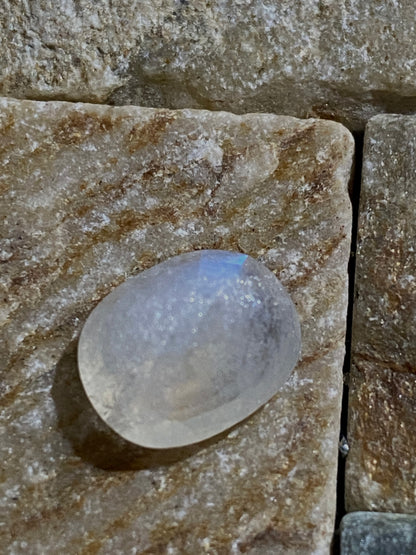 ADULARIA FELDSPAR GEMSTONE : TAMIL NADU, INDIA. 3.49Ct MFG4811