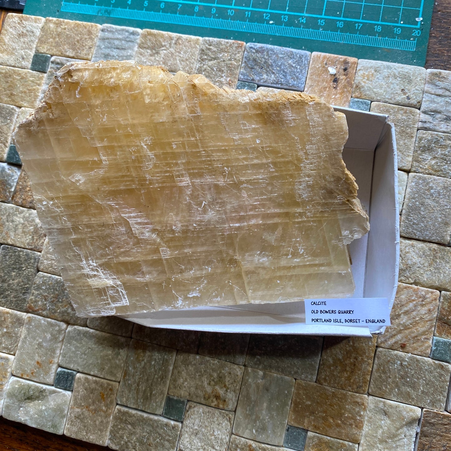 CALCITE - LARGE SPECIMEN FROM BOWERS QUARRY, ISLE OF PORTLAND, DORSET 700g MF9846