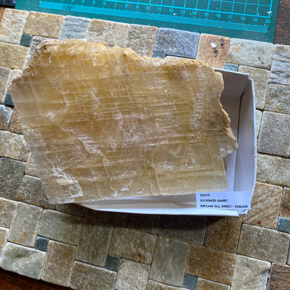 CALCITE - LARGE SPECIMEN FROM BOWERS QUARRY, ISLE OF PORTLAND, DORSET 700g MF9846