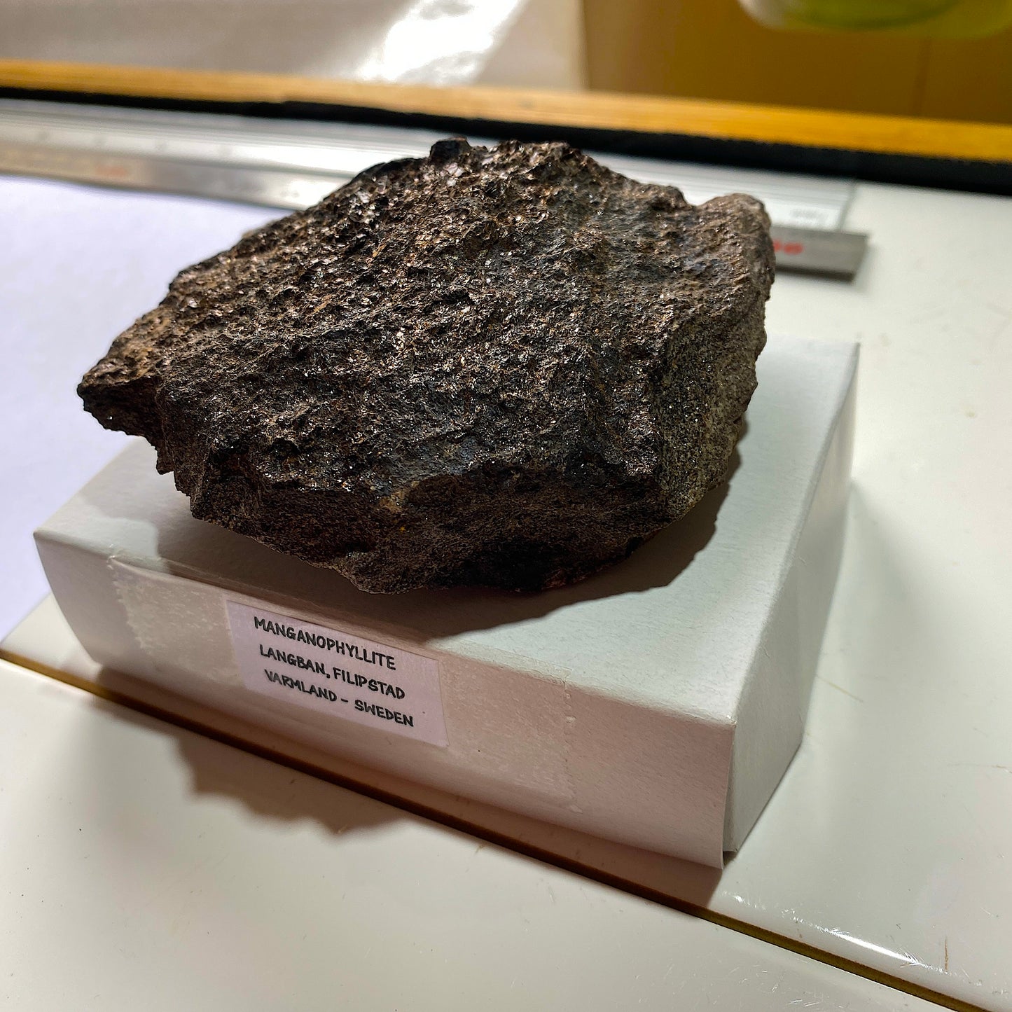 MANGANOPHYLLITE  ORE SPECIMEN  FROM LANGBAN, SWEDEN  325g  MF9872