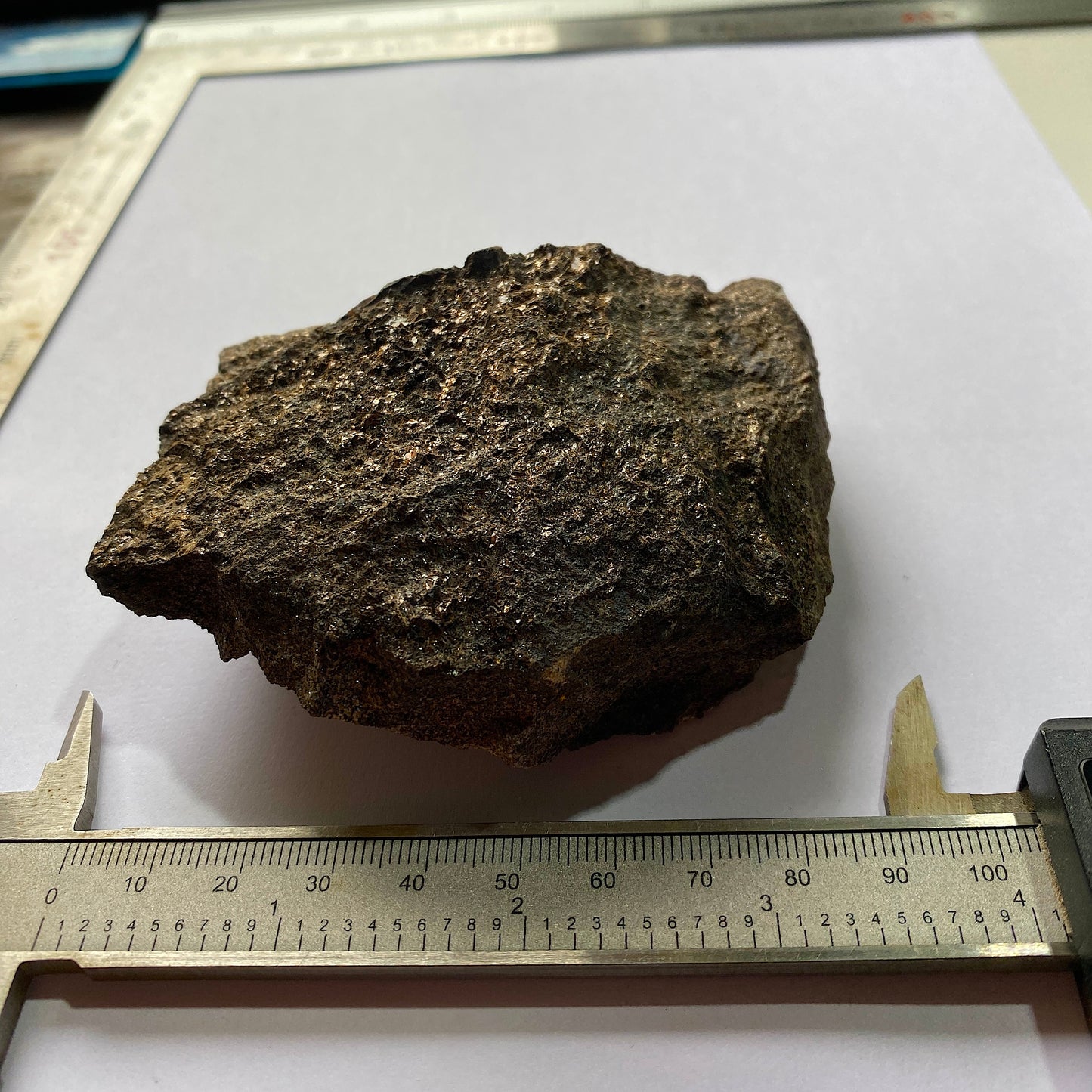 MANGANOPHYLLITE  ORE SPECIMEN  FROM LANGBAN, SWEDEN  325g  MF9872