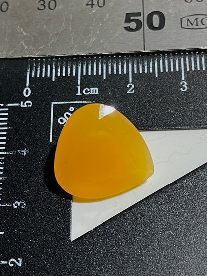 OPAL NATURAL GEMSTONE : CARBONERA MINE, QUERETARO, MEXICO 9.24Ct MFG4814