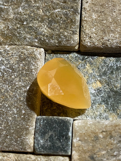 OPAL NATURAL GEMSTONE : CARBONERA MINE, QUERETARO, MEXICO 9.24Ct MFG4814