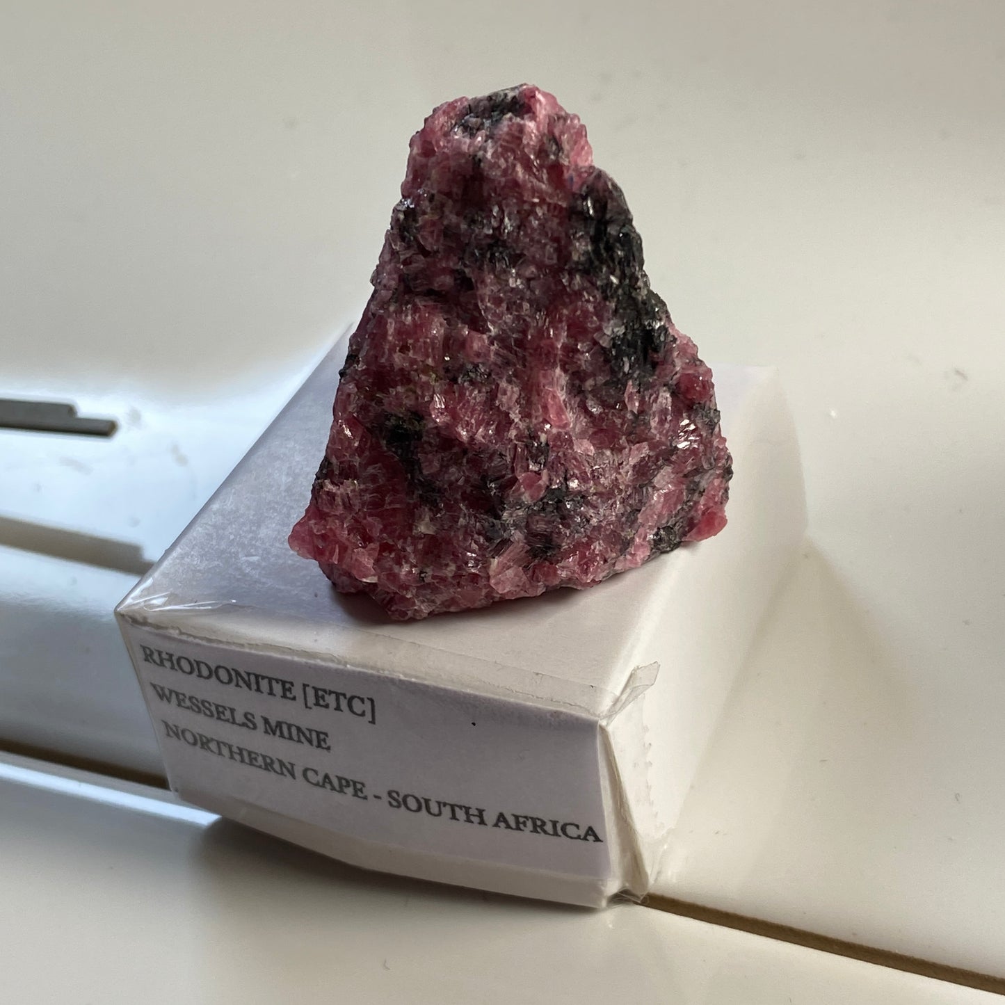 RHODONITE [ETC] - WESSELS MINE, NORTHERN CAPE, SOUTH AFRICA. 39g MF2095