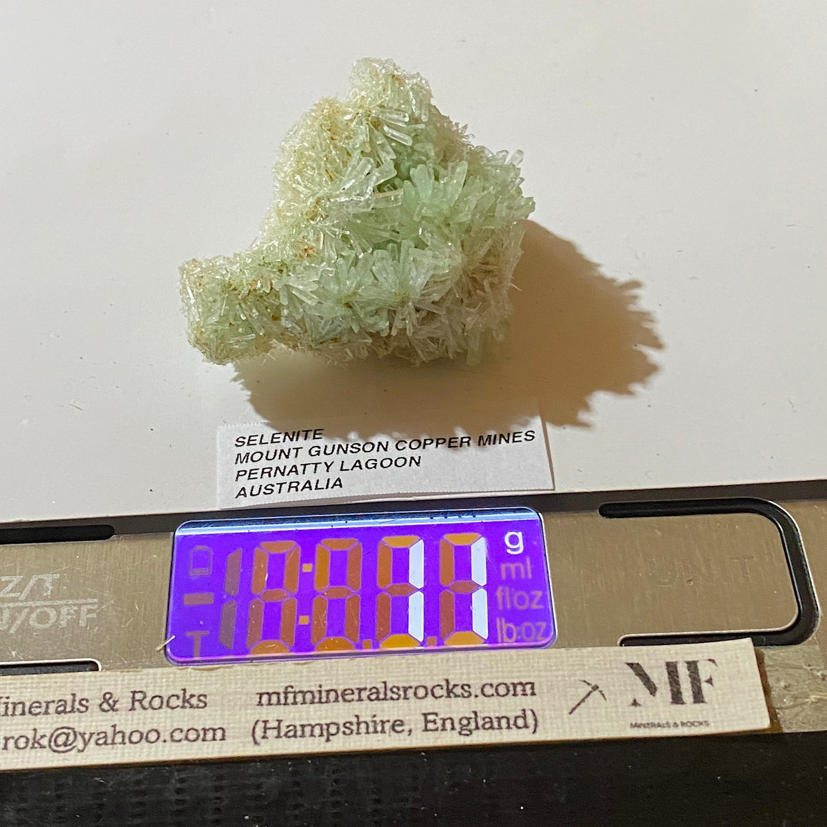 GREEN SELENITE UNIQUE TO PERNATTY LAGOON, AUSTRALIA 11g MF5433