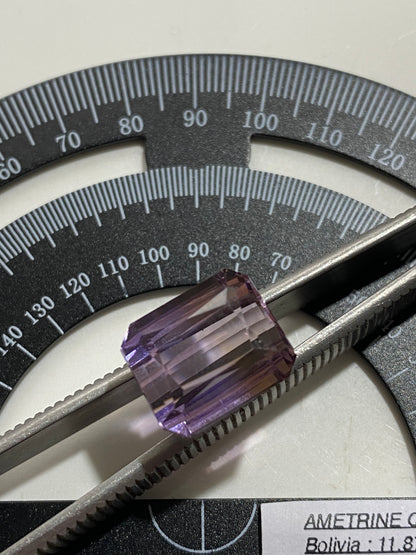 AMETRINE NATURAL GEMSTONE : ANAHI MINE, SANTA CRUZ, BOLIVIA. 11.87Ct MFG4816