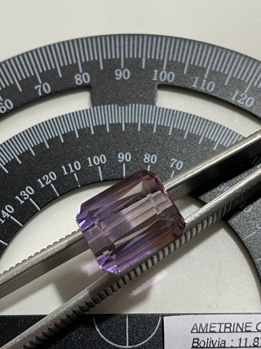 AMETRINE NATURAL GEMSTONE : ANAHI MINE, SANTA CRUZ, BOLIVIA. 11.87Ct MFG4816