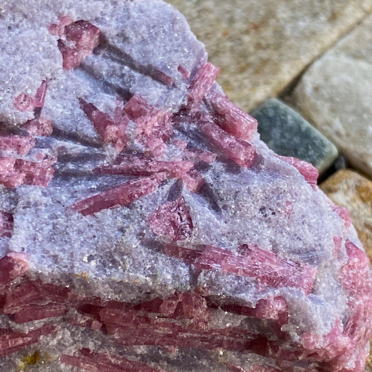 RUBELLITE TOURMALINE IN MICA MATRIX - VARAUTRASK, SWEDEN. 60g MF2092