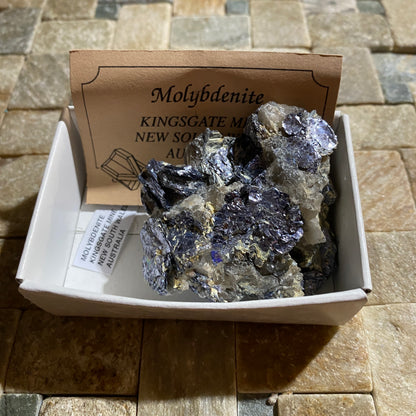 MOLYBDENITE : KINGSGATE MINING DISTRICT, GOUGH COUNTY, NEW SOUTH WALES, AUSTRALIA  87g MF5435