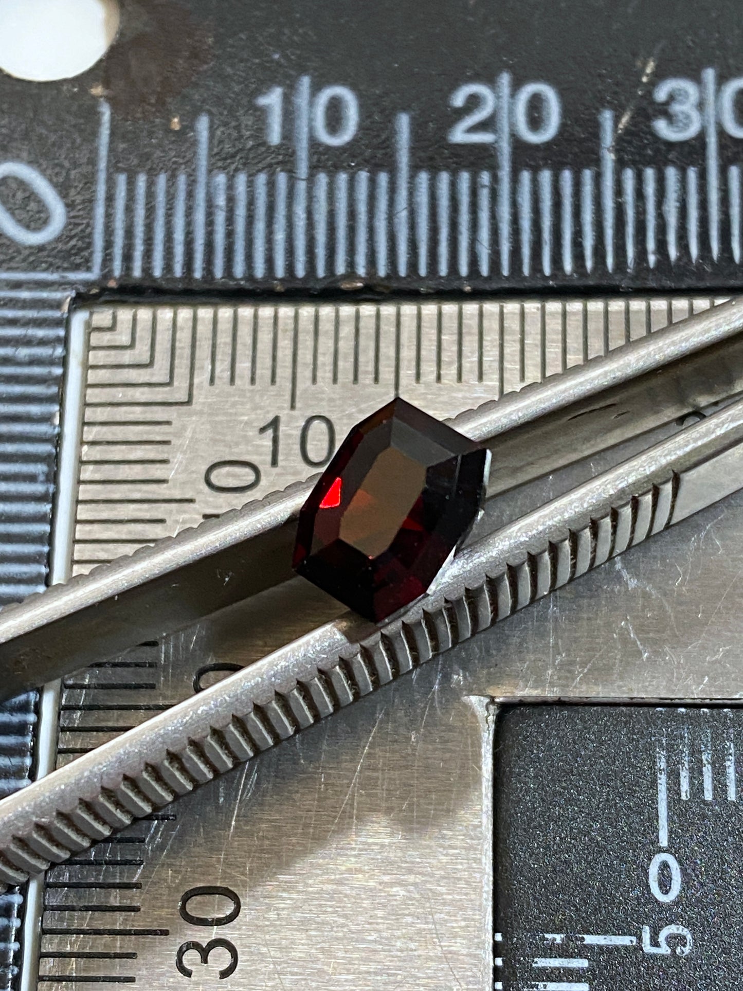 ANDRADITE GARNET GEMSTONE : WESSELS MINE, SOUTH AFRICA. 3.10Ct MFG4820