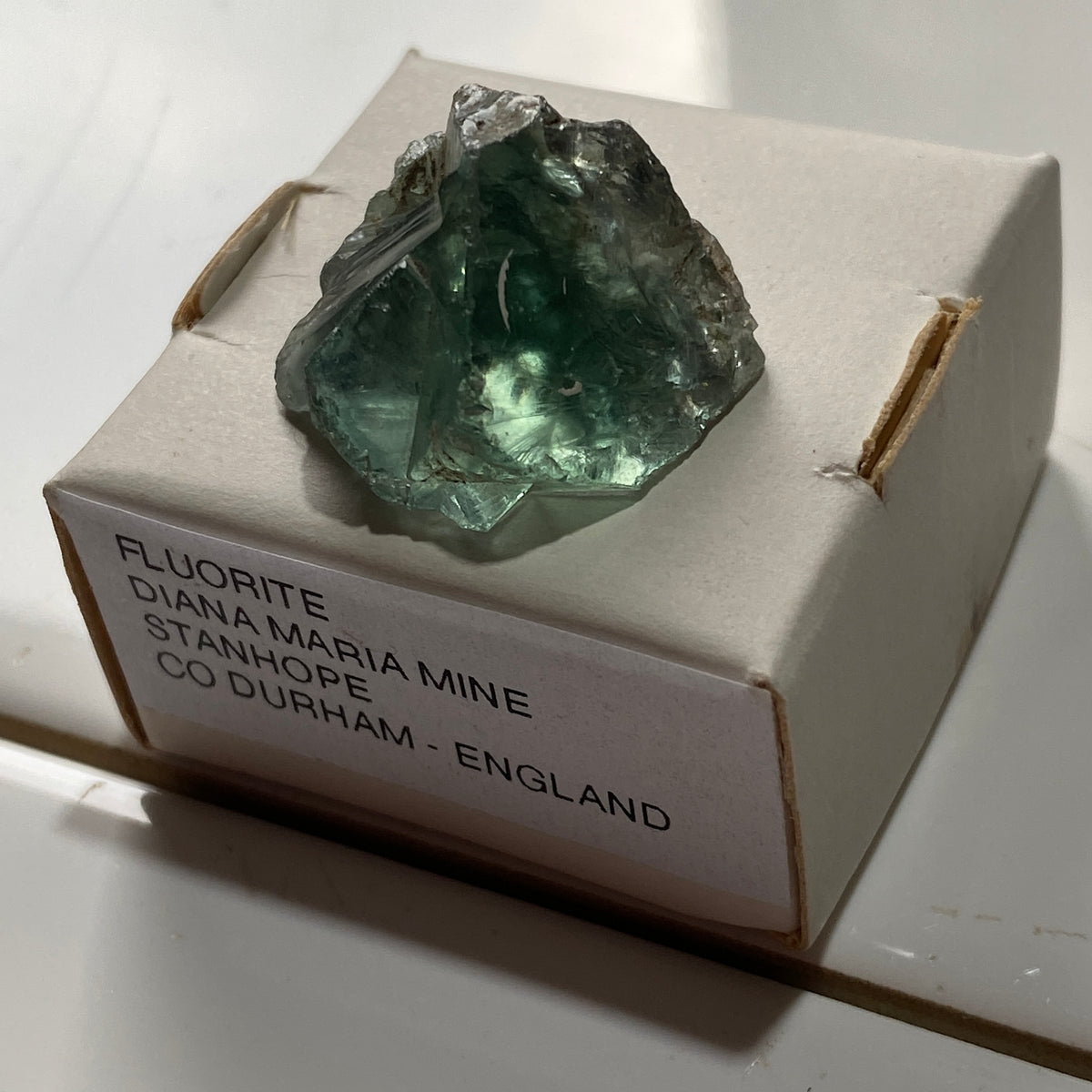 FLUORITE WITH TWINNING : DIANA MARIA MINE, STANHOPE, COUNTY DURHAM  7g. MF5452