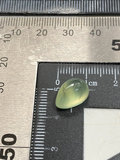 PREHNITE NATURAL GEMSTONE : MATIA, KAYES REGION, MALI  5.98Ct MFG4821