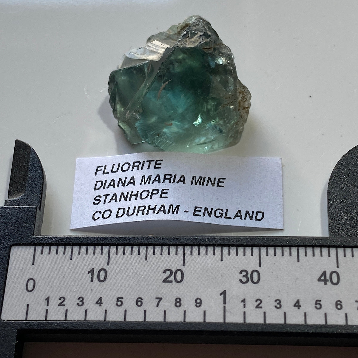 FLUORITE WITH TWINNING : DIANA MARIA MINE, STANHOPE, COUNTY DURHAM  7g. MF5452