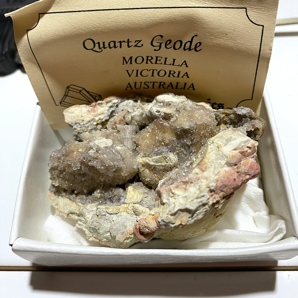 QUARTZ GEODE : MORELLA, VICTORIA, AUSTRALIA. 84g. MF5438