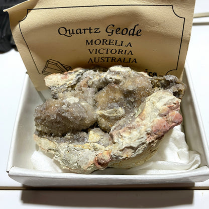 QUARTZ GEODE : MORELLA, VICTORIA, AUSTRALIA. 84g. MF5438