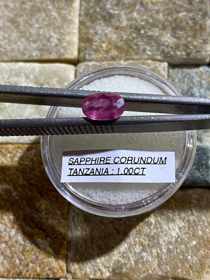 SAPPHIRE CORUNDUM NATURAL GEMSTONE : LONGIDO, TANZANIA. 1.00Ct MFG4823