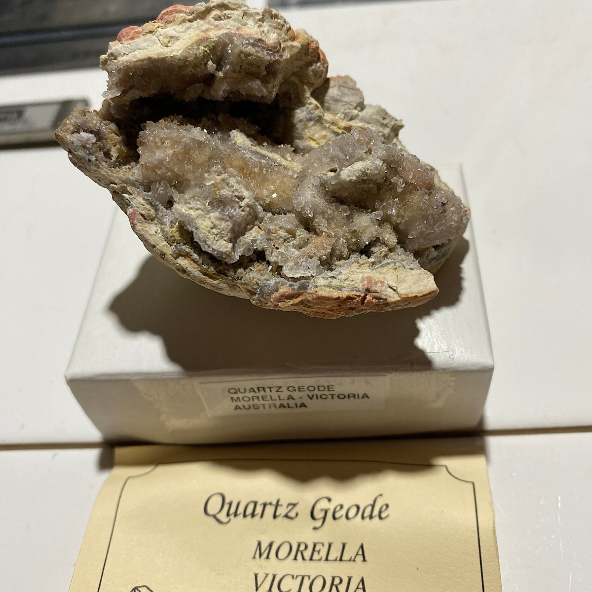 QUARTZ GEODE : MORELLA, VICTORIA, AUSTRALIA. 84g. MF5438