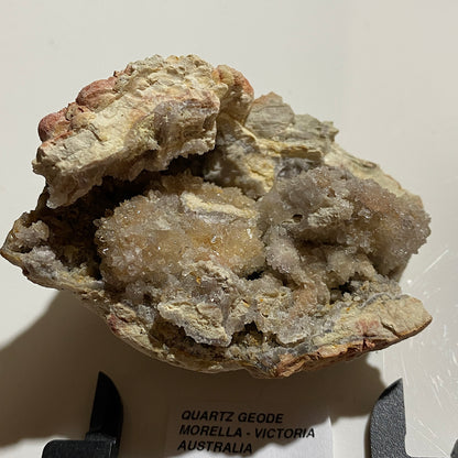 QUARTZ GEODE : MORELLA, VICTORIA, AUSTRALIA. 84g. MF5438