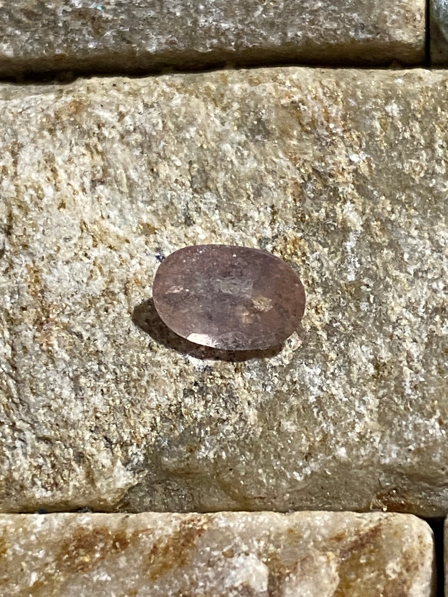 SAPPHIRE CORUNDUM NATURAL GEMSTONE : MOGOK, MANDALAY, BURMA 0.90Ct MFG4824