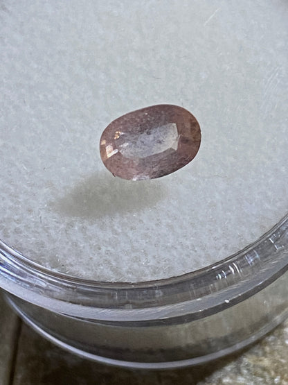 SAPPHIRE CORUNDUM NATURAL GEMSTONE : MOGOK, MANDALAY, BURMA 0.90Ct MFG4824