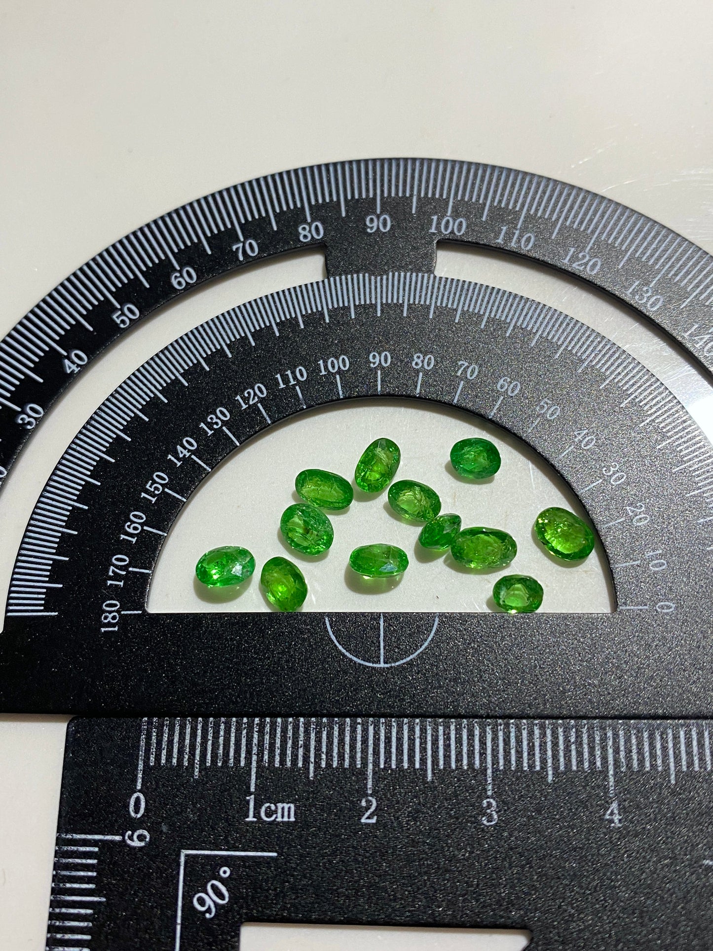 TSAVORITE [TSAVOLITE] RARE NATURAL GEMSTONES : MERALANI, TANZANIA 6.01Ct MFG4825